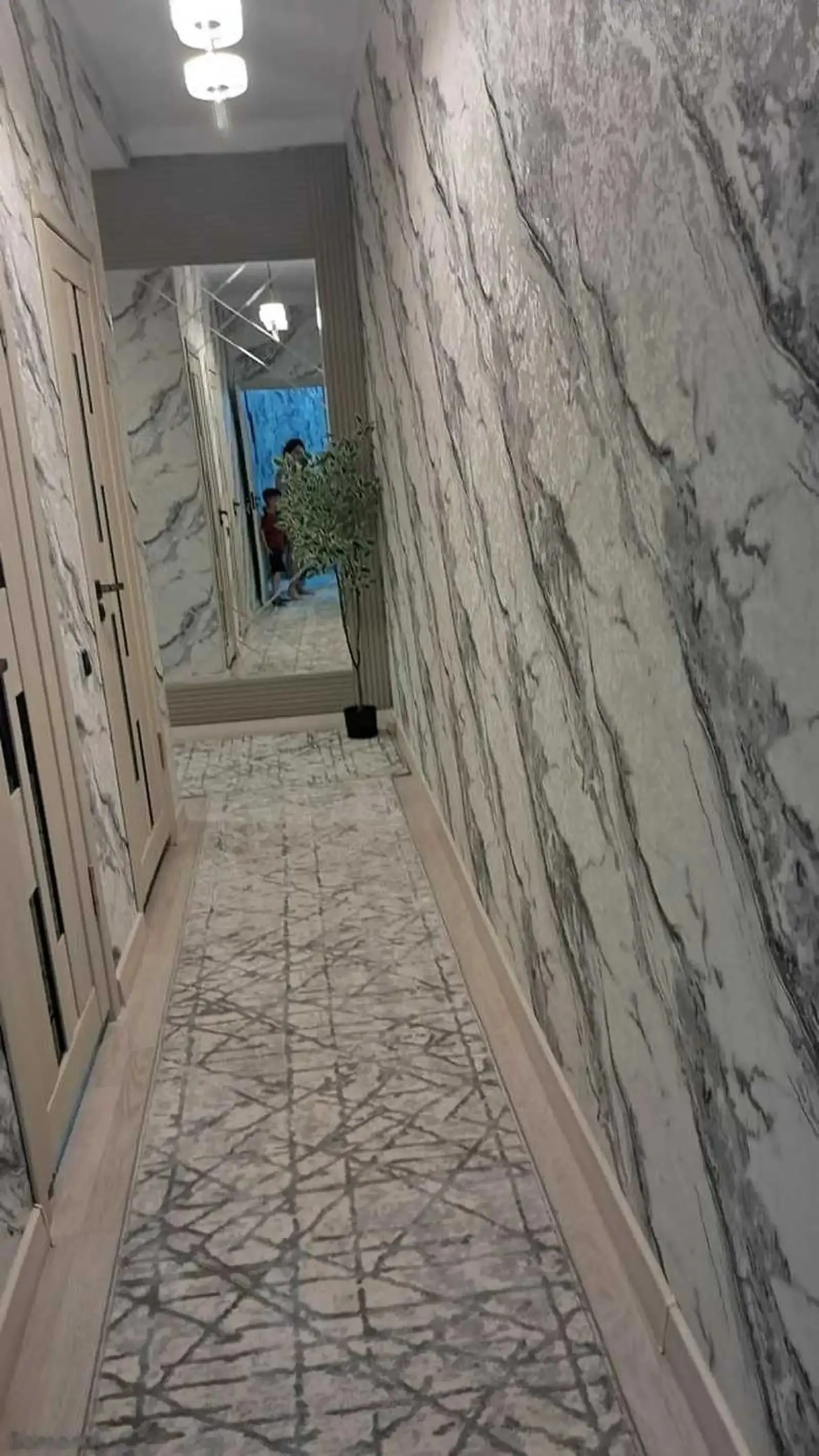 2-комн. квартира, 7 этаж, 68м², 82мкр — миниатюра 6