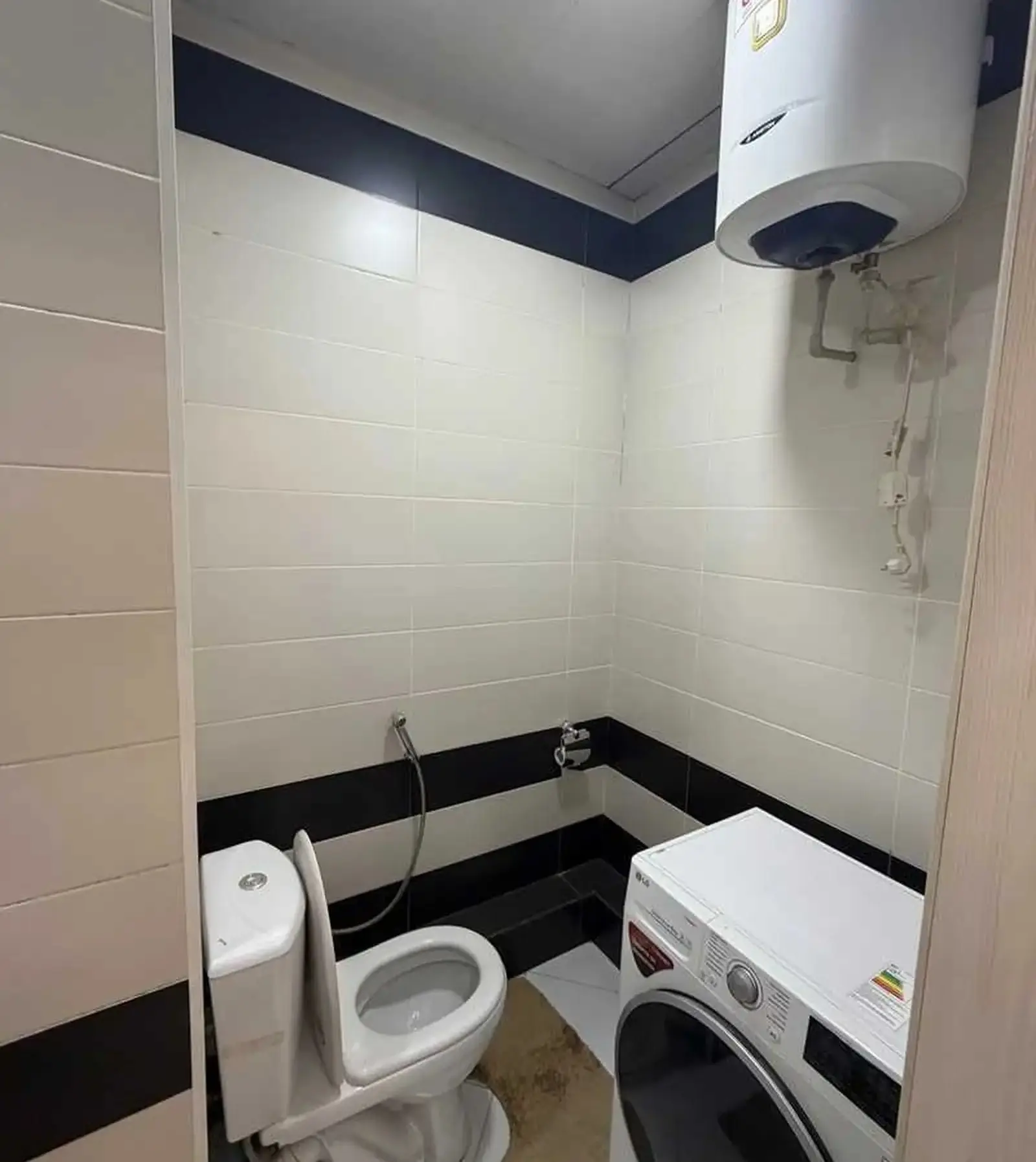 2-комн. квартира, 6 этаж, 64м², Доми Ватан, Садбарг — миниатюра 1