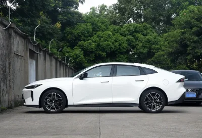 Changan UNI-V, 2025