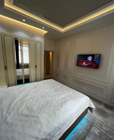 2-комн. квартира, 12 этаж, 80 м², И Сомони — миниатюра 2