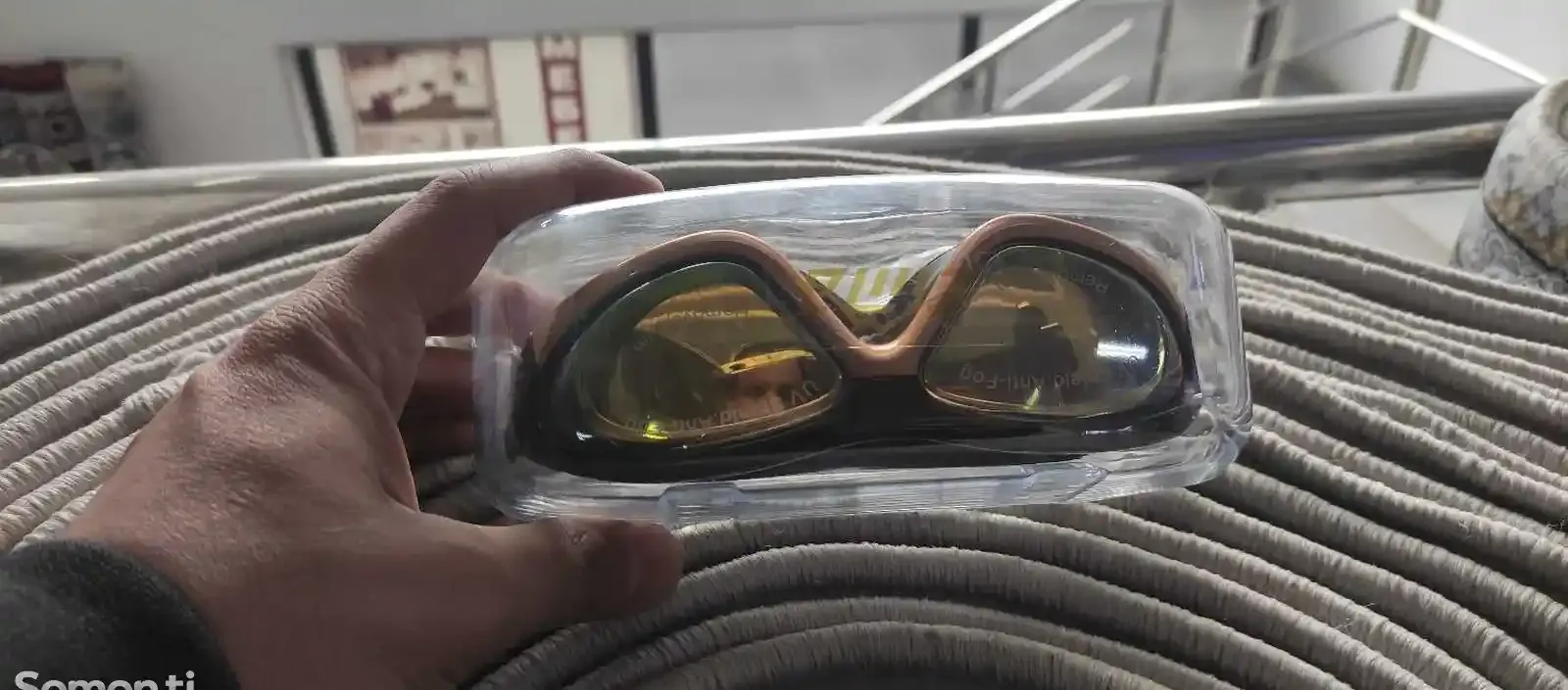 Очки для плавания