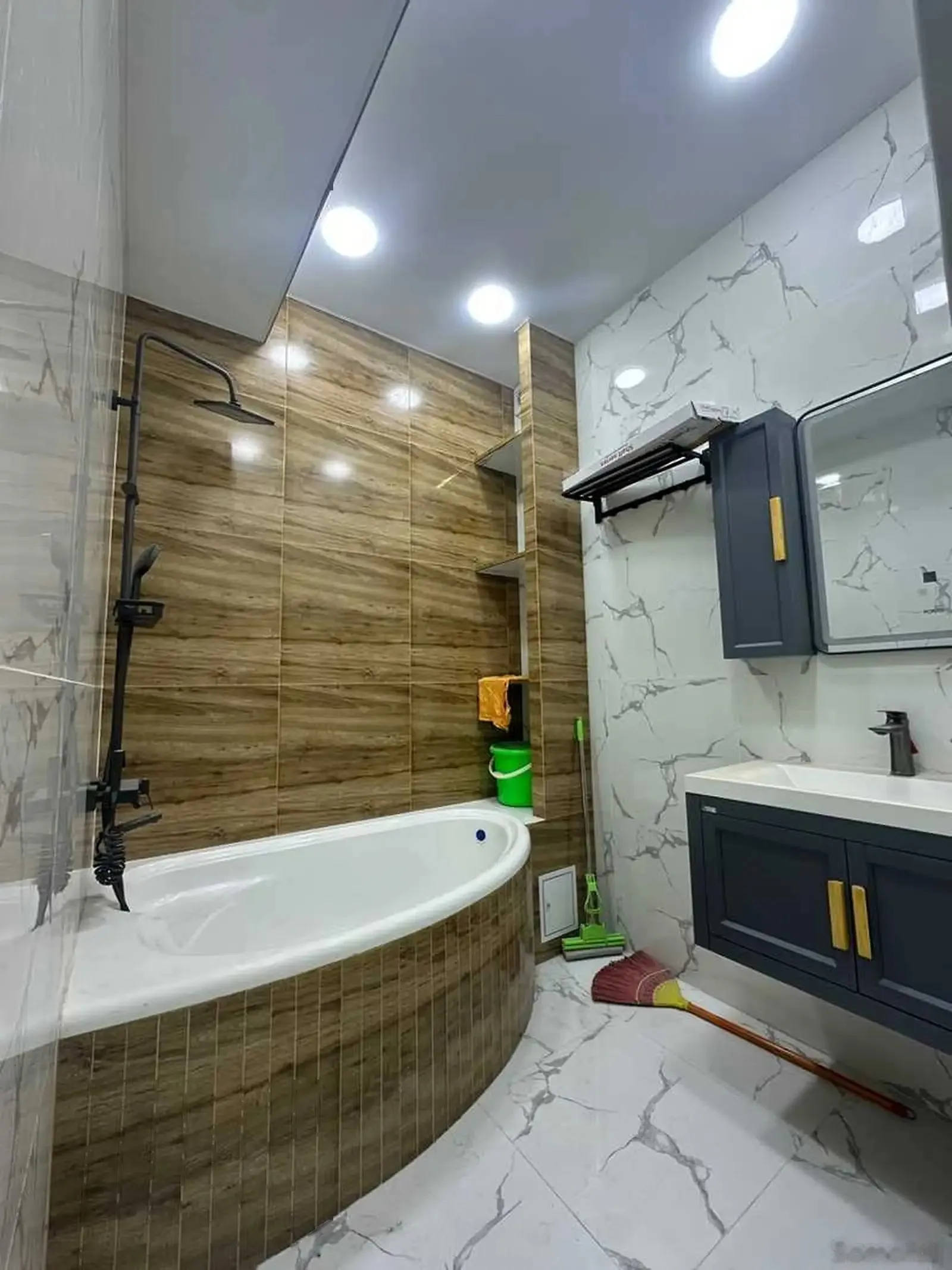 3-комн. квартира, 10 этаж, 100м², Шохмансур — миниатюра 7