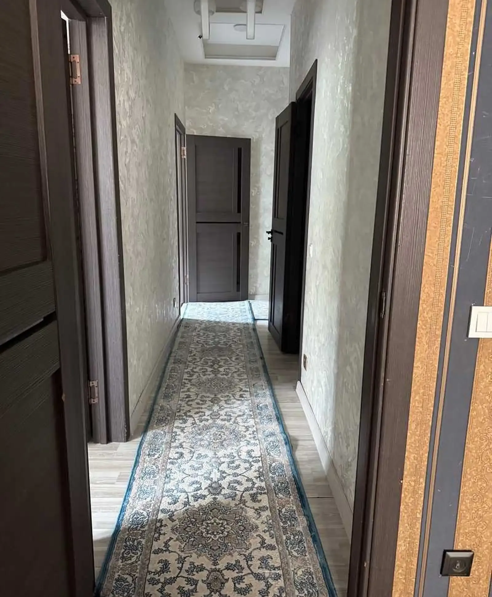 3-комн. квартира, 4 этаж, 100м², И.Сомони — миниатюра 1