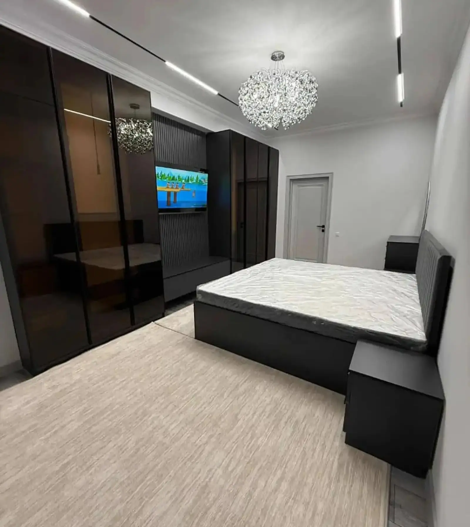 2-комн. квартира, 15 этаж, 95м², 82 мкр — миниатюра 1