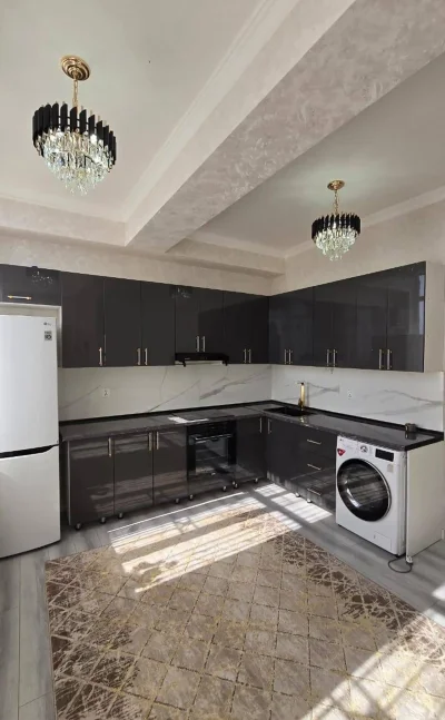 3-комн. квартира, 16 этаж, 88 м², Фирдавси Маладёжни — миниатюра 7