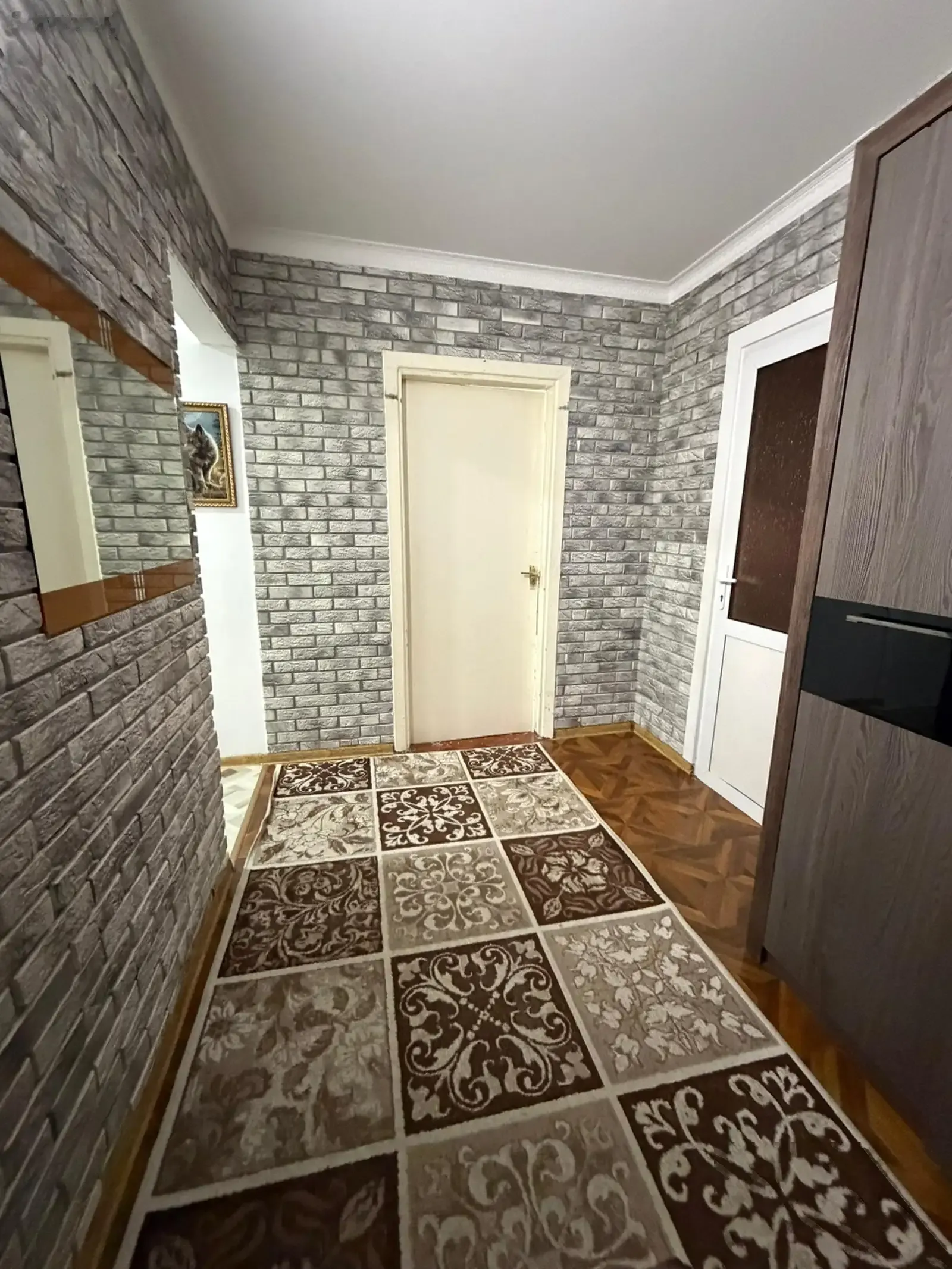 3-комн. квартира, 2 этаж, 70 м², 3 мкр — миниатюра 9