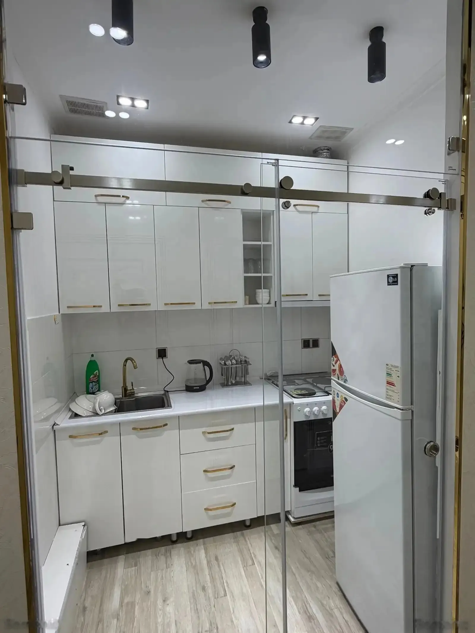 2-комн. квартира, 11 этаж, 60м², Шохмансур — миниатюра 7