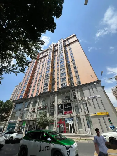 2-комн. квартира, 14 этаж, 74 м², И. Сомони — миниатюра 1