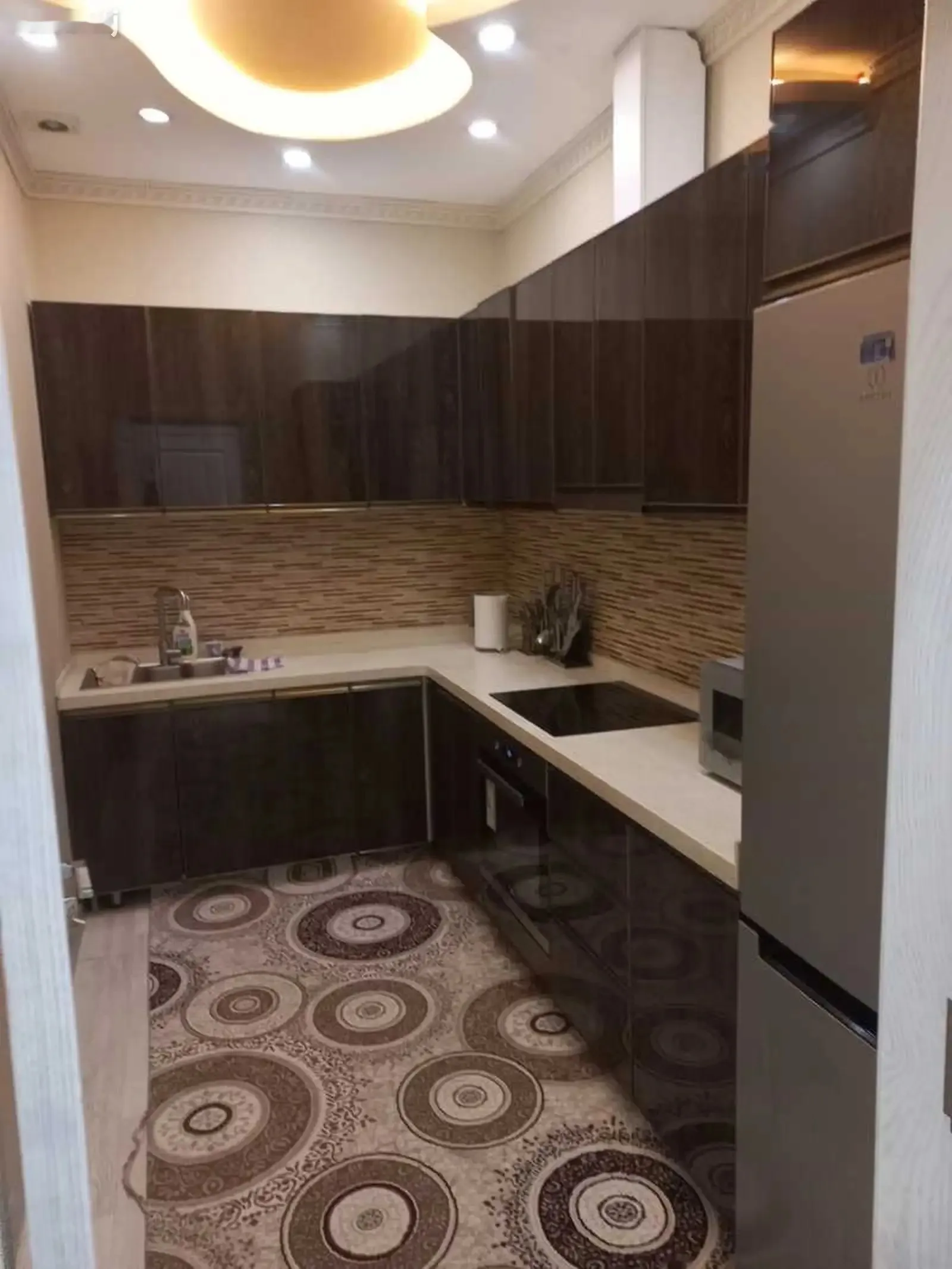 2-комн. квартира, 10 этаж, 75м², Сино ру ба руи Гулдаста — миниатюра 9