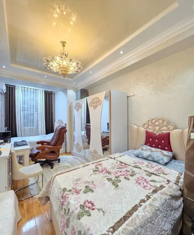 3-комн. квартира, 9 этаж, 130 м², Исмоили Сомони, дом Бурак