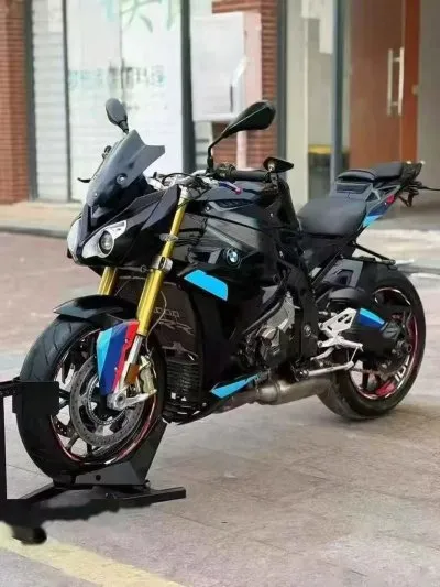 Мотоцикл BMW S1000R
