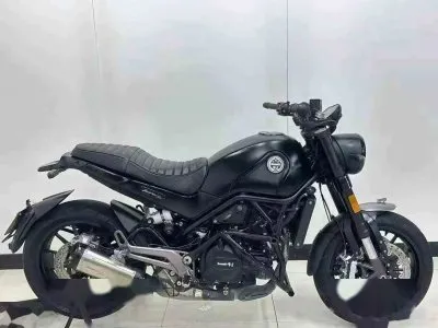 Мотоцикл Benelli — миниатюра 4