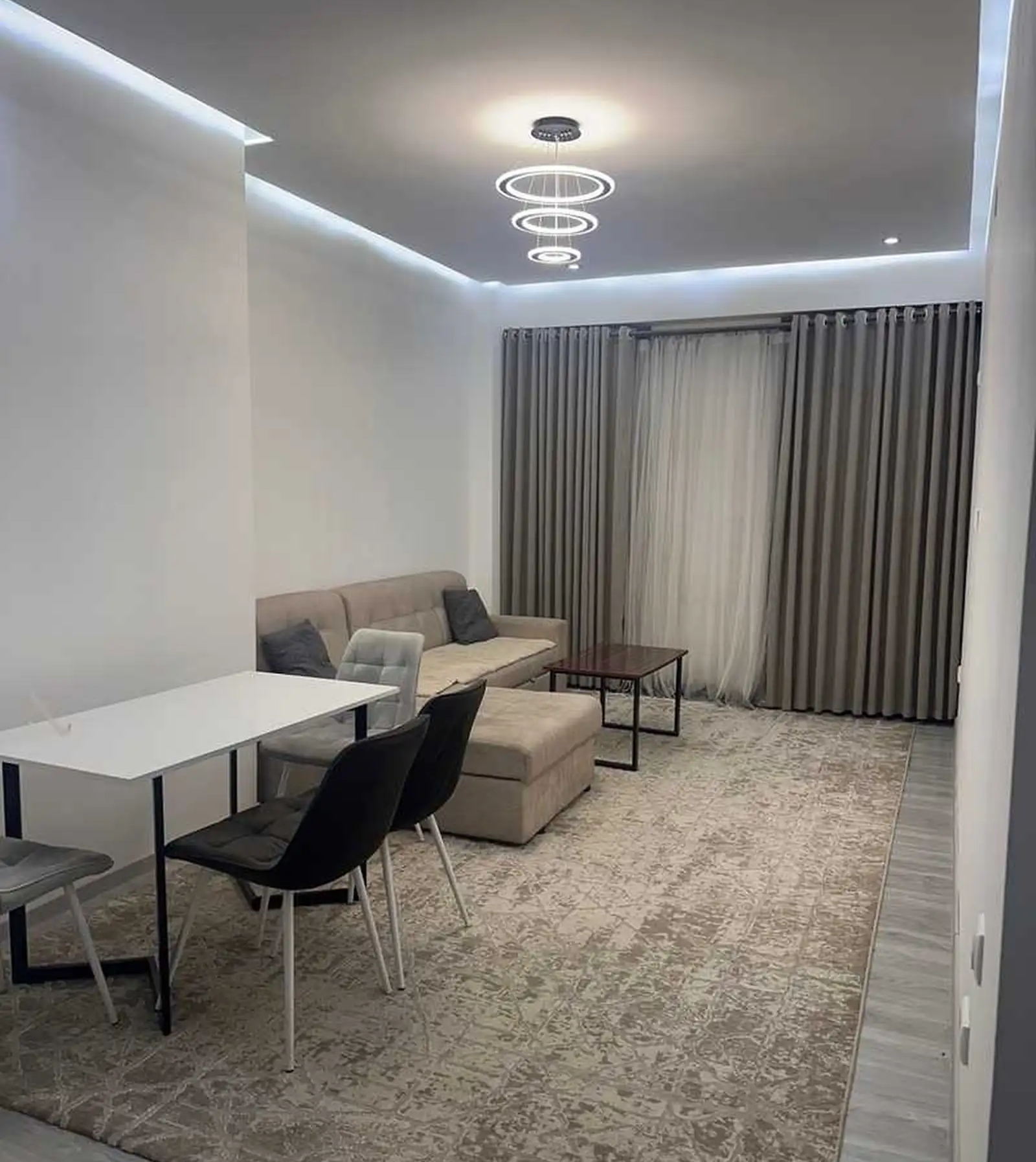 1-комн. квартира, 11 этаж, 60 м², Шохмансур, на против Гостиница Хилтон, рядом с Чордомаи аэропорт
