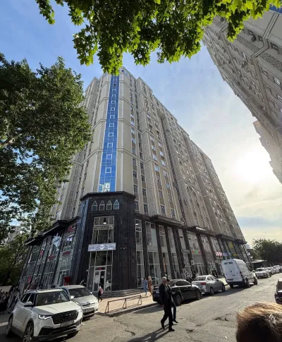 2-комн. квартира, 17 этаж, 57 м², Фирдавси — миниатюра 1