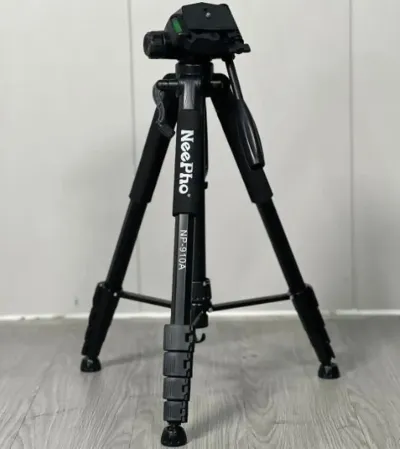 Штатив Tripod Stand Multifunctional 2.1m Neepho NP-910A