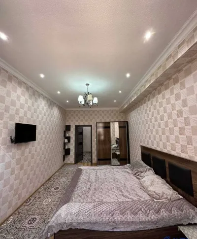 2-комн. квартира, 3 этаж, 90м², И. Сомони — миниатюра 1