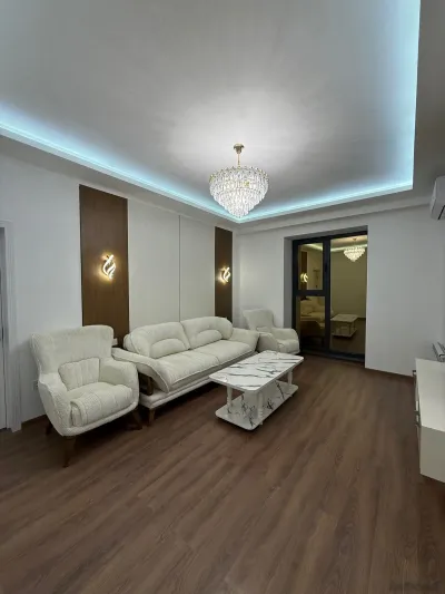 3-комн. квартира, 4 этаж, 90м², Бухоро Тавер, Дом печати, Напротив школы №1,  Ис — миниатюра 2