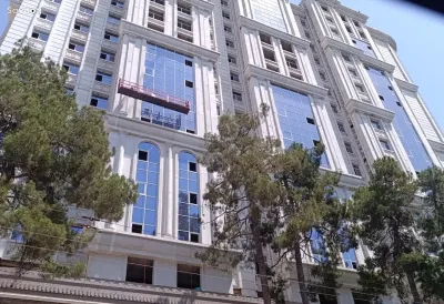 3-комн. квартира, 17 этаж, 141 м², Шохмансур 4 рохаи Садбарг — миниатюра 1