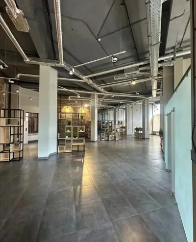 Помещение под офис, 650м², И.Сомони