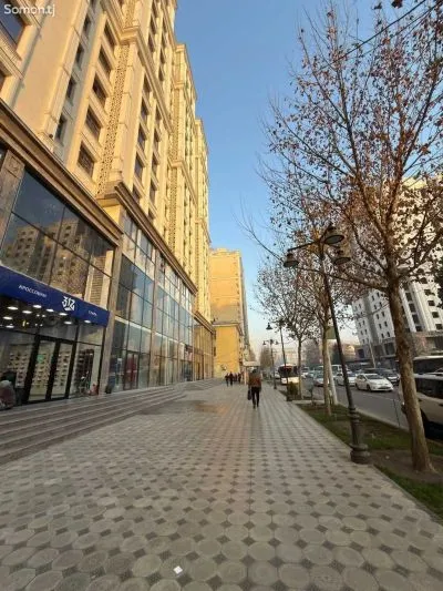 3-комн. квартира, 16 этаж, 110м², Шохмансур