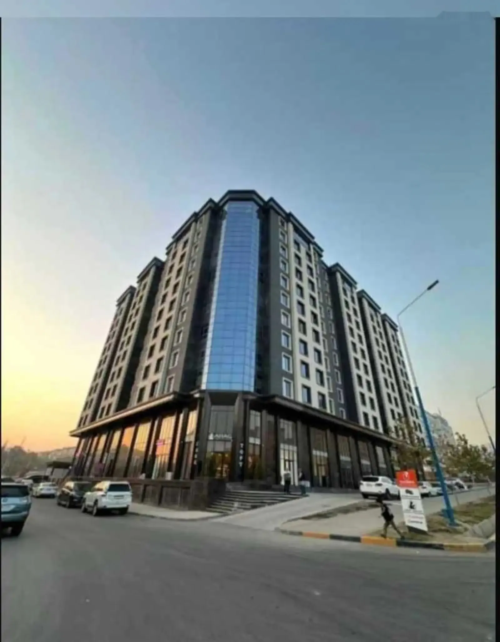 2-комн. квартира, 7 этаж, 58м², Зарафшон(Паликлиникаи 14) — миниатюра 1