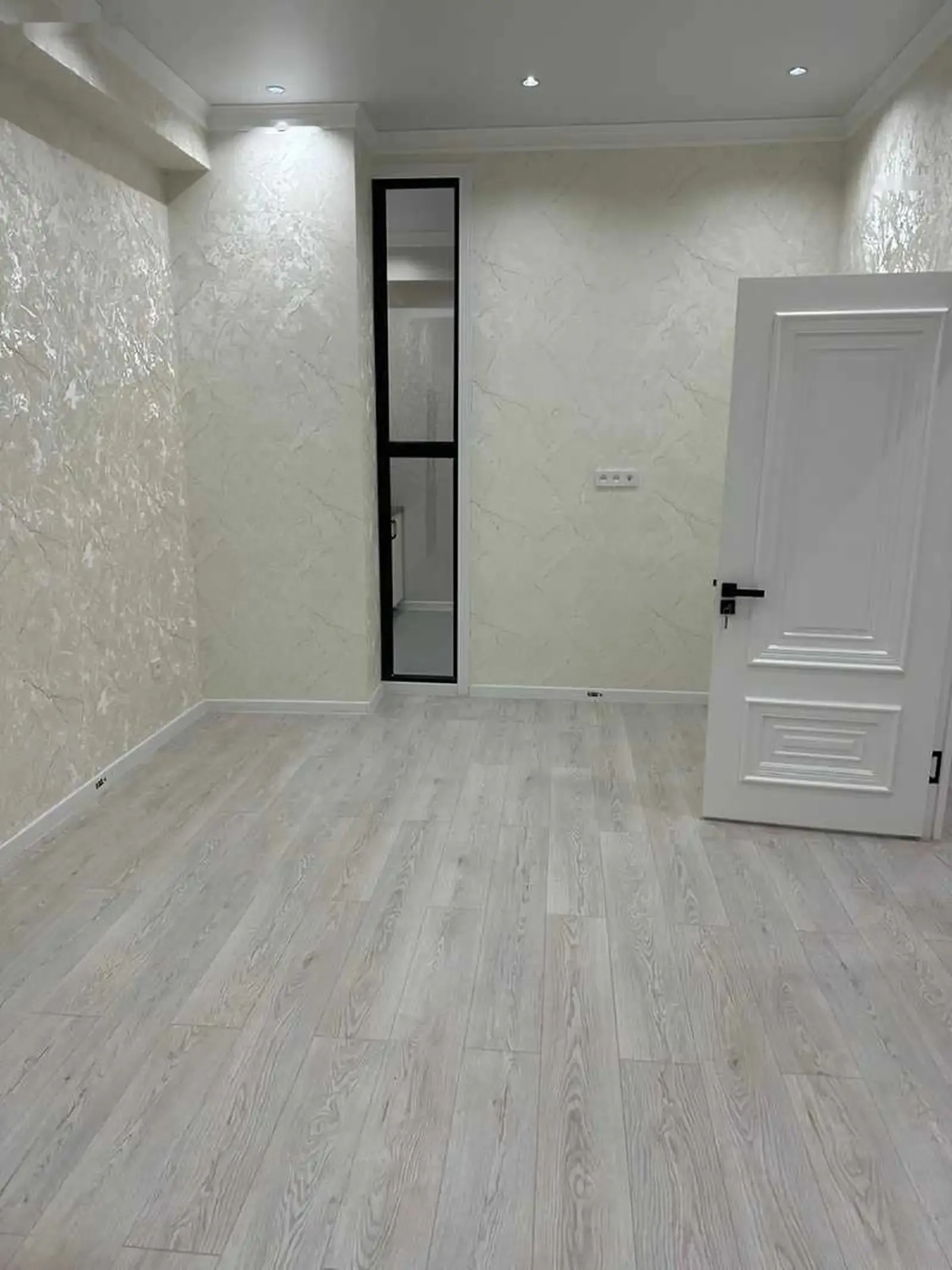 3-комн. квартира, 10 этаж, 80м², Аэропорт — миниатюра 10