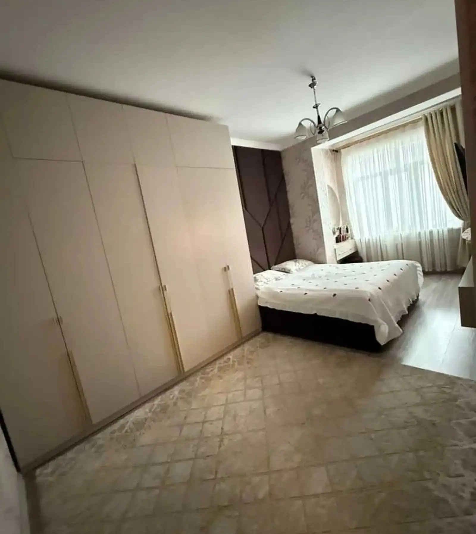 3-комн. квартира, 9 этаж, 96м², — миниатюра 1