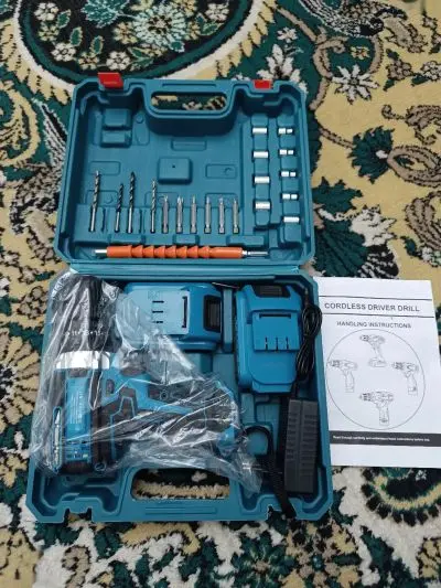 Шуруповёрт Makita