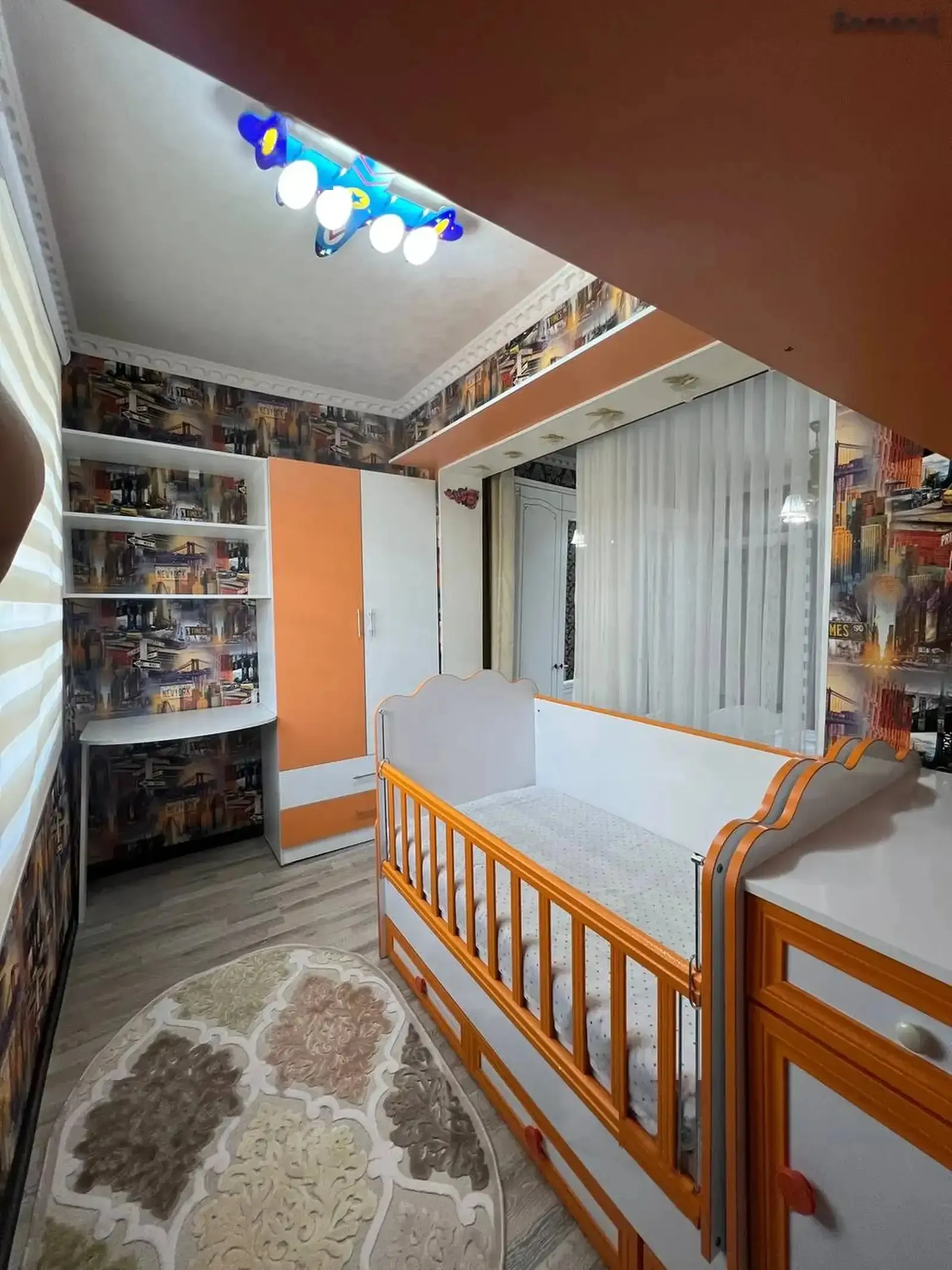 2-комн. квартира, 4 этаж, 60м², 92мкр — миниатюра 3