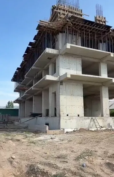 2-комн. квартира, 13 этаж, 51 м², Повороти Ленинград — миниатюра 1