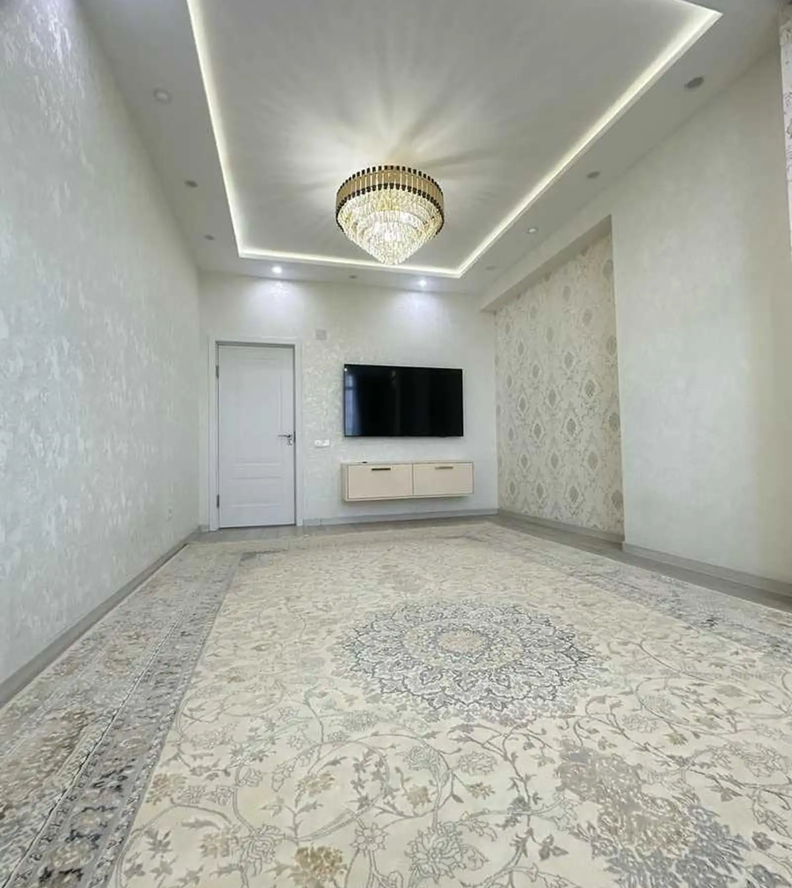 3-комн. квартира, 10 этаж, 85м², Шохмансур поворот Аэропорта