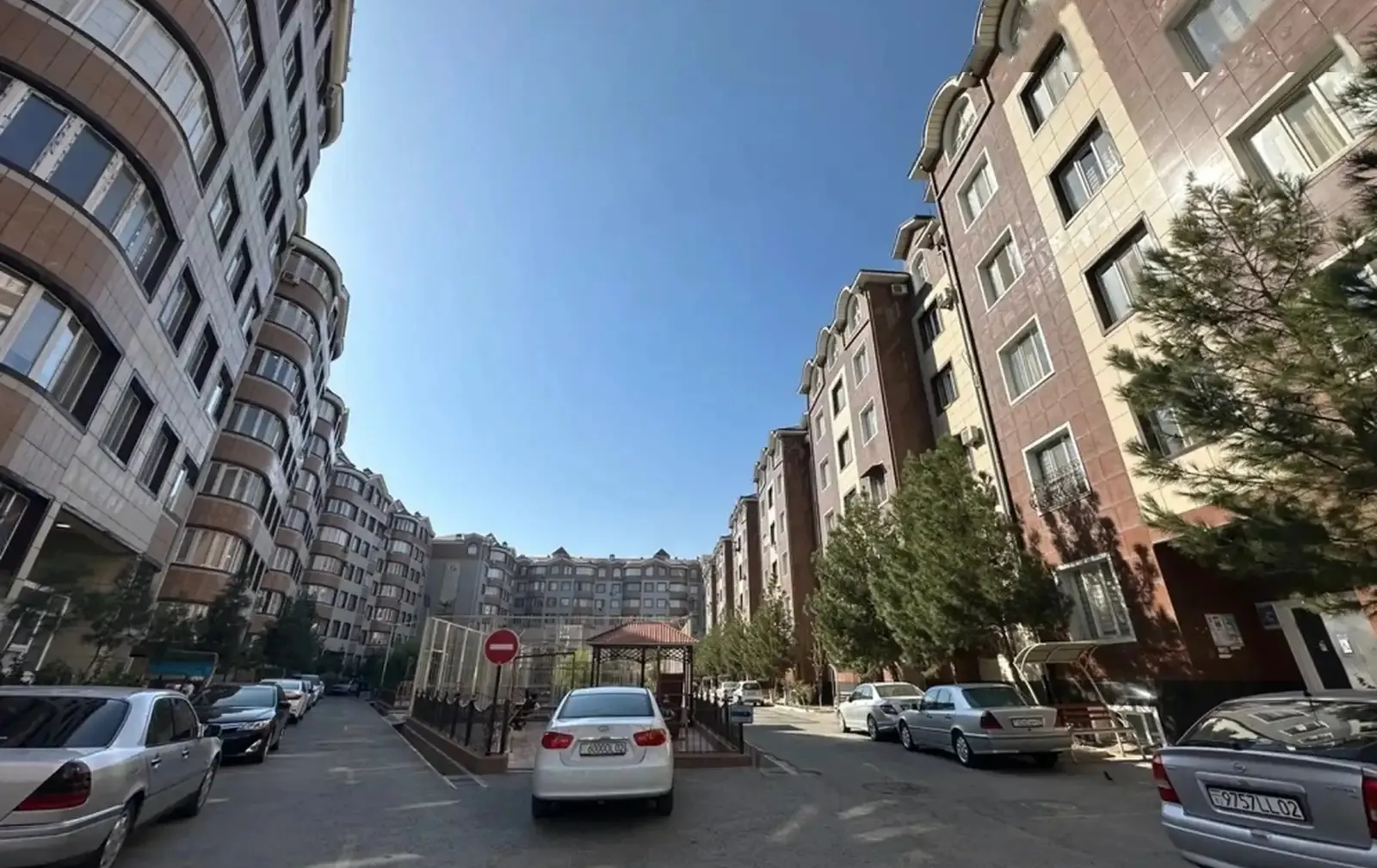 2-комн. квартира, 3 этаж, 70м², 19 Мкр — миниатюра 3