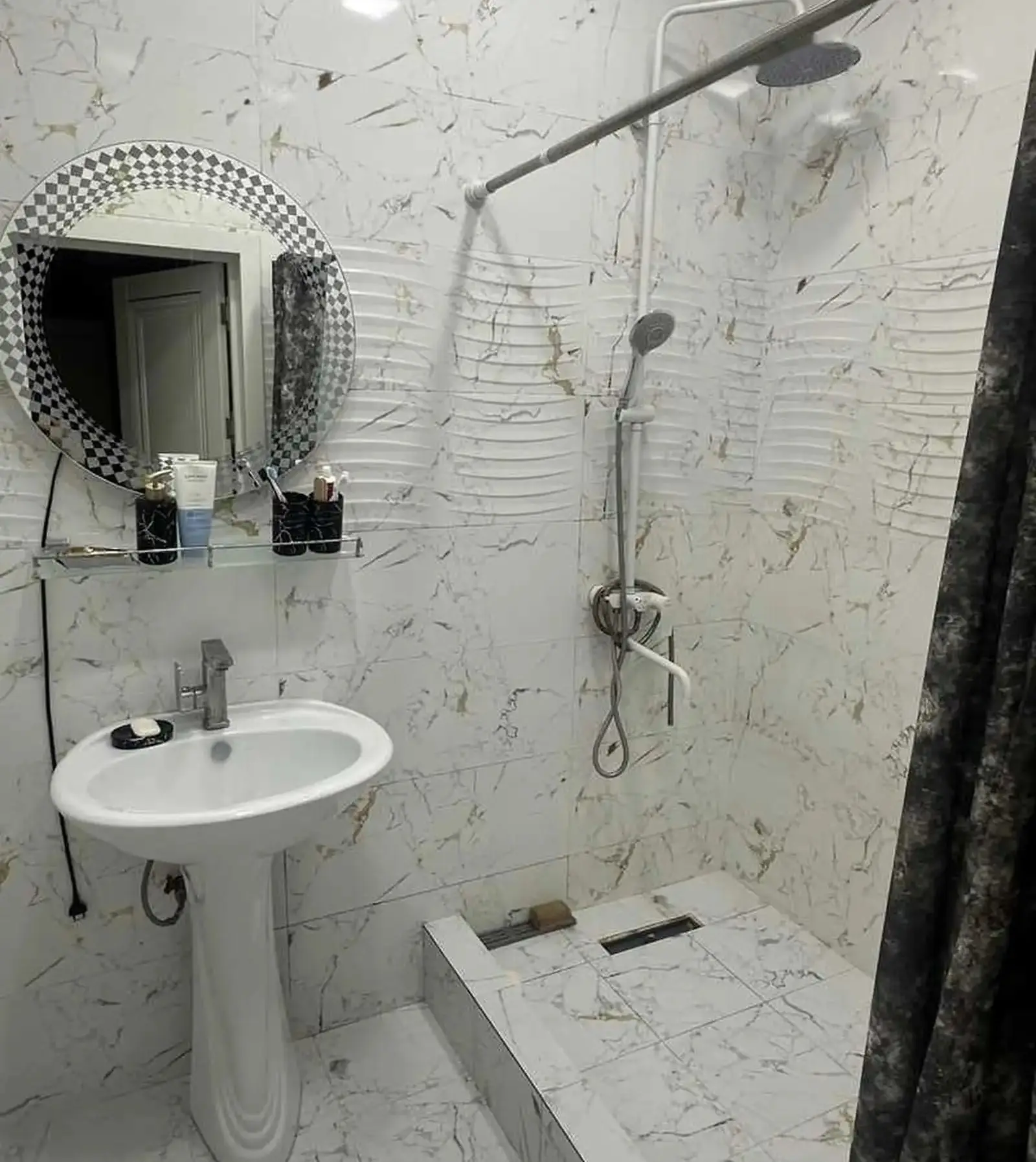 2-комн. квартира, 4 этаж, 90м², Чордома — миниатюра 2