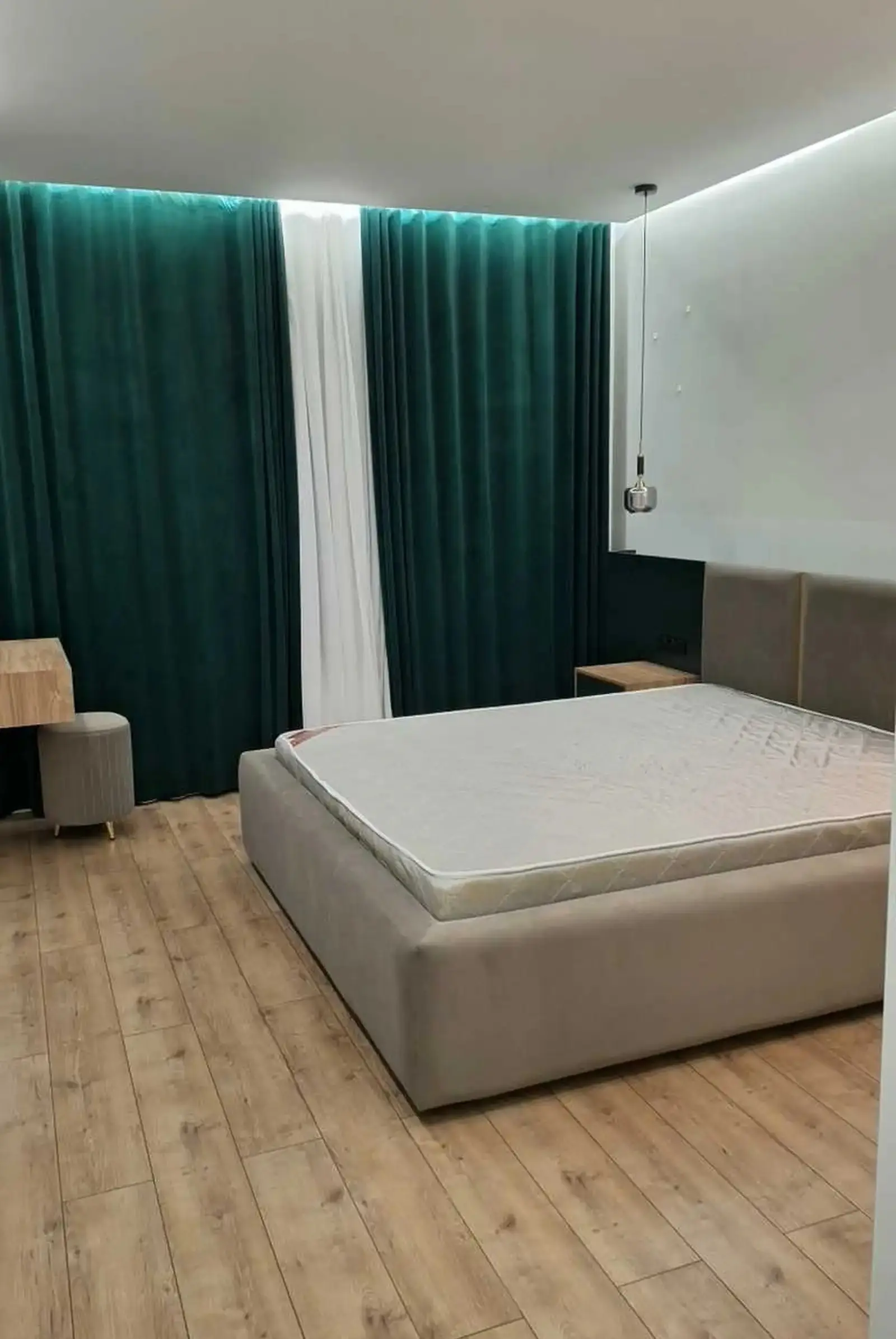 3-комн. квартира, 3 этаж, 110м², Оперка — миниатюра 1
