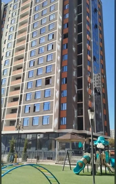 3-комн. квартира, 16 этаж, 123 м², Исмоили Сомони — миниатюра 1