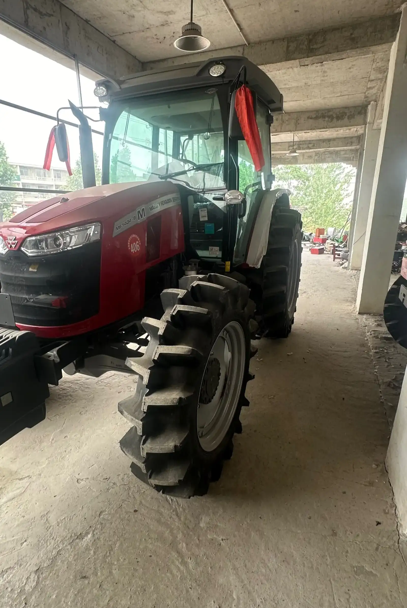 Трактор Massey Ferguson 1404 на заказ