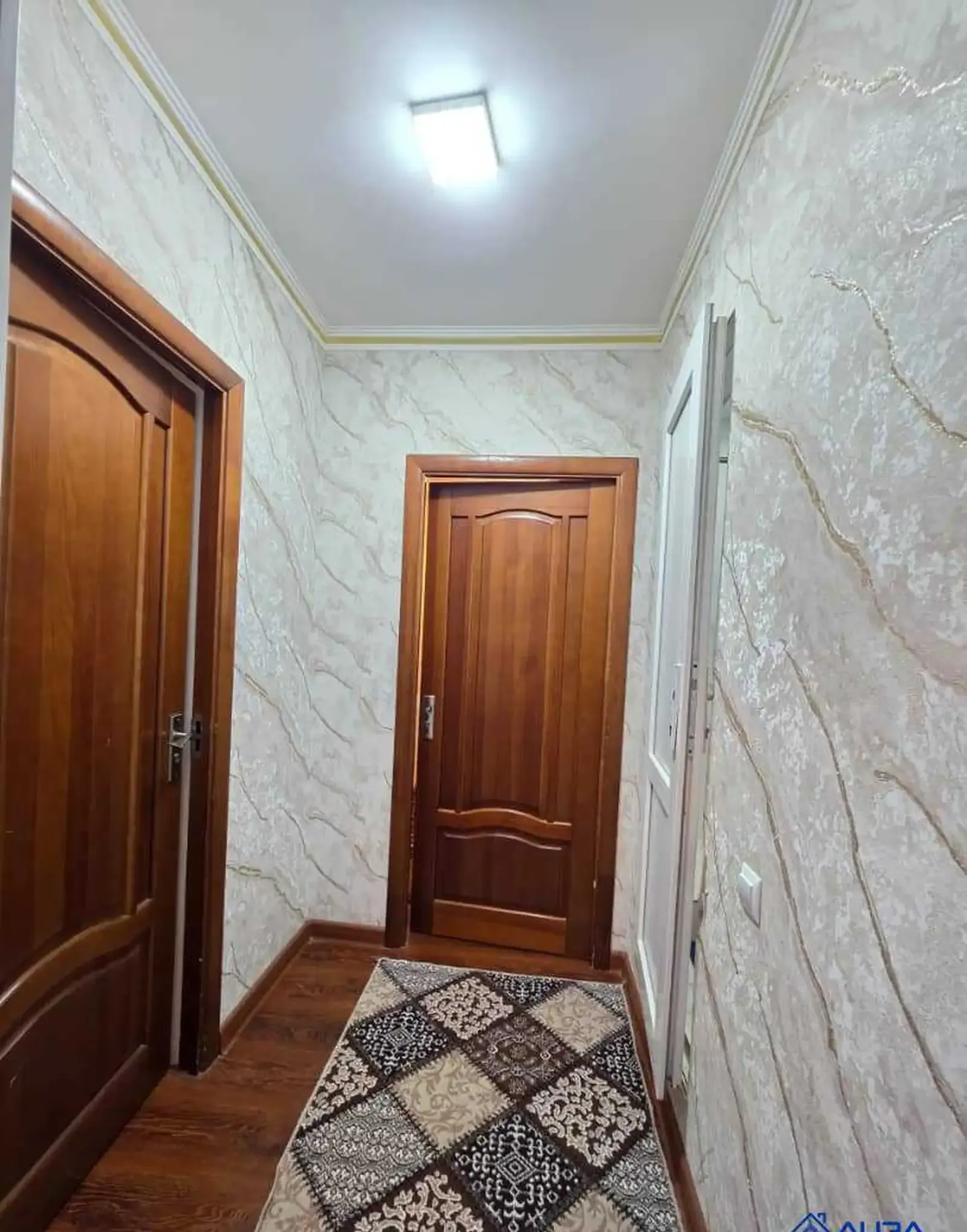 2-комн. квартира, Цокольный этаж, 60 м², Сино — миниатюра 2