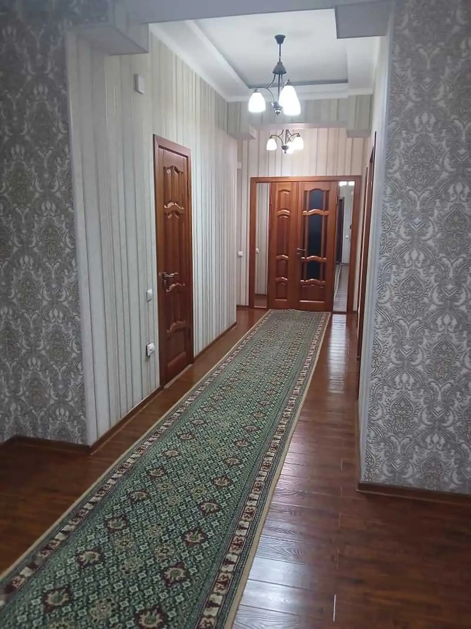 3-комн. квартира, 4 этаж, 130м², И.Сомони (Алфемо ) — миниатюра 2