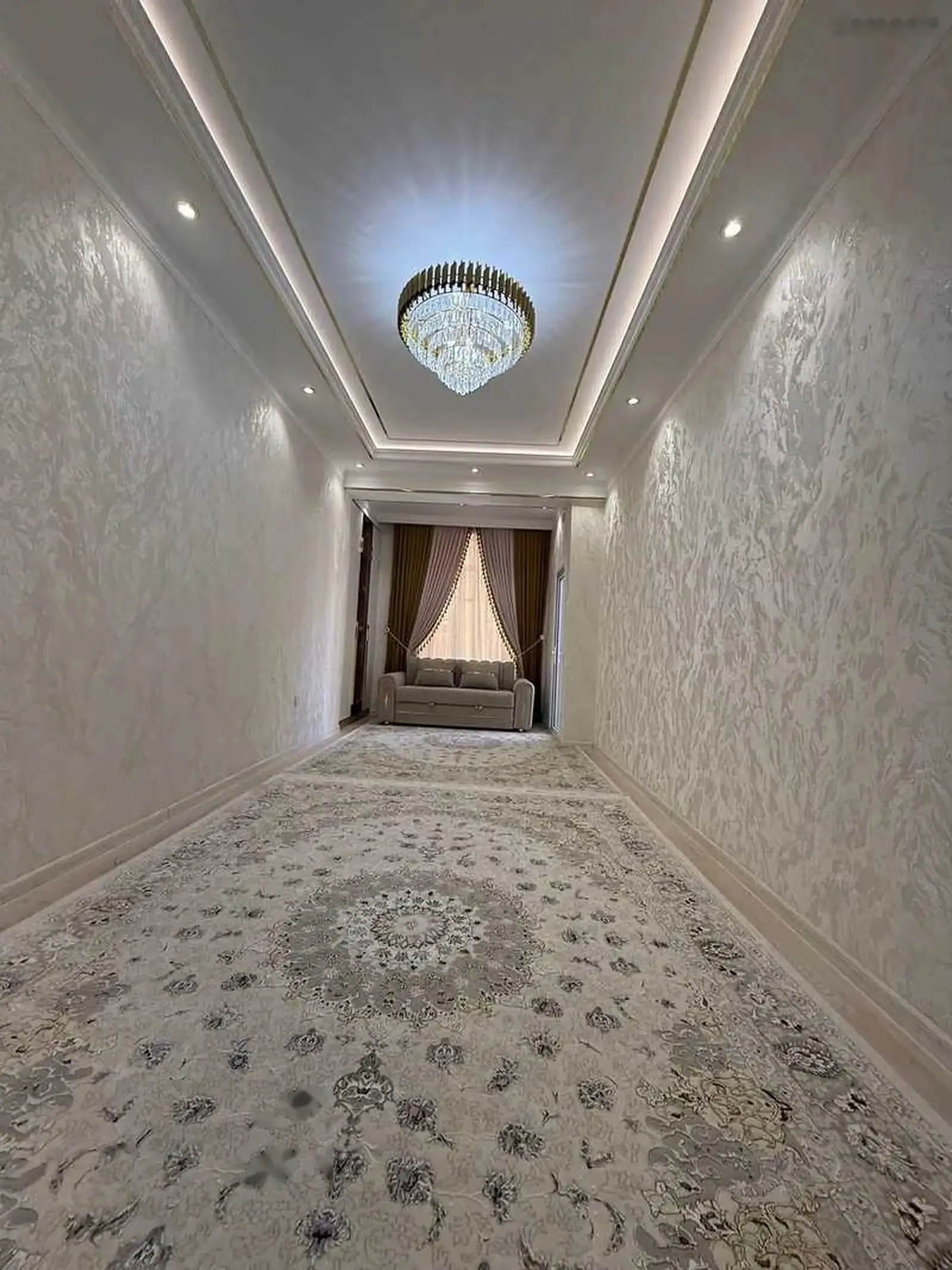 2-комн. квартира, 5 этаж, 60м², 82мкр — миниатюра 1