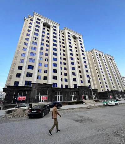 2-комн. квартира, 9 этаж, 58 м², 33мкр, 4рохаи Чалчам — миниатюра 1