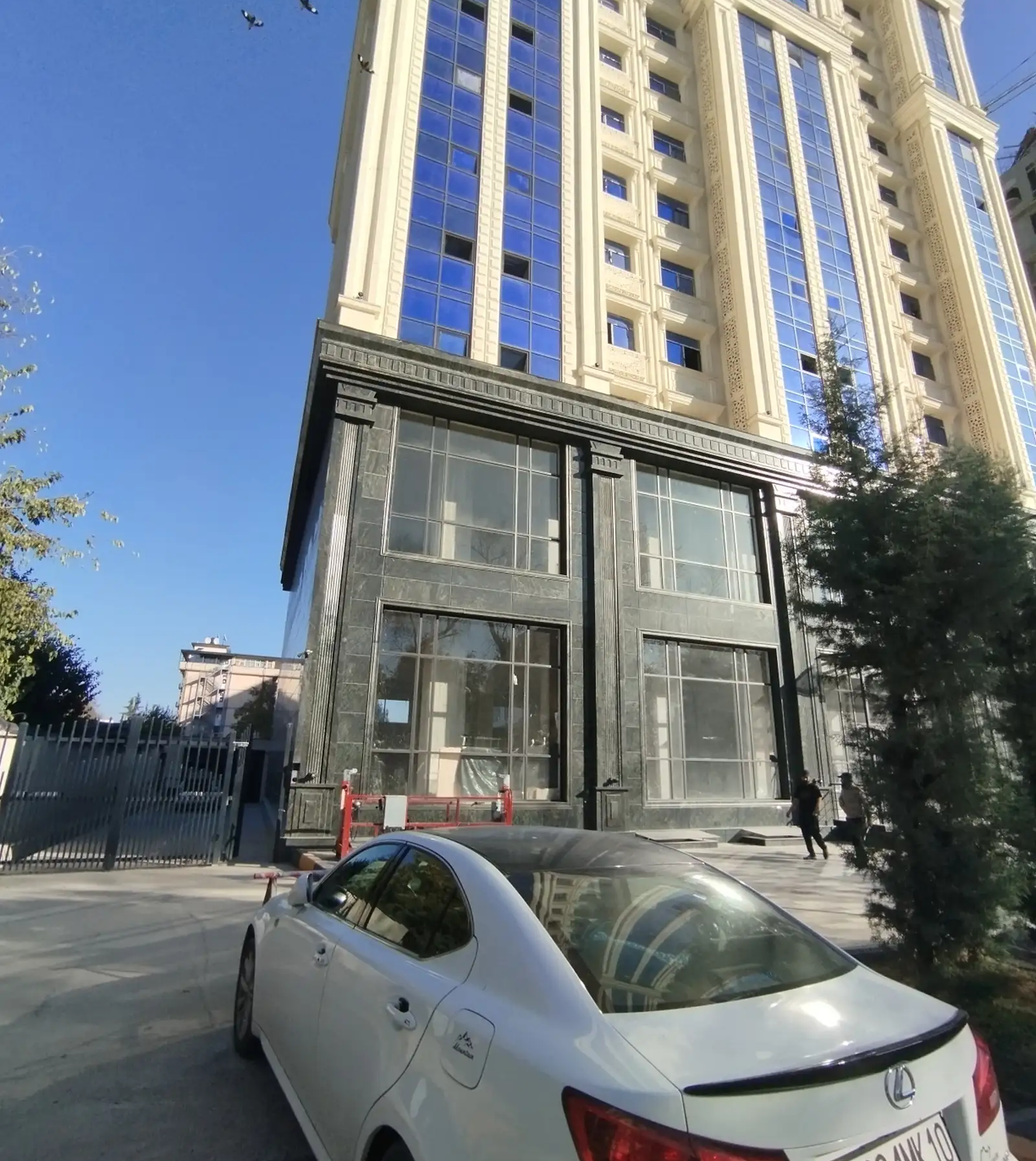 2-комн. квартира, 11 этаж, 50 м², орентир Шохмансур назди Ашан доми ру баруи парки Алишер Навои наздики ОВИР — миниатюра 7