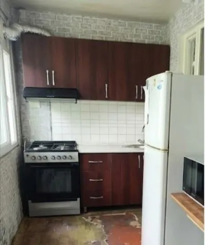 3-комн. квартира, 4 этаж, 76 м², 61мкр — миниатюра 2