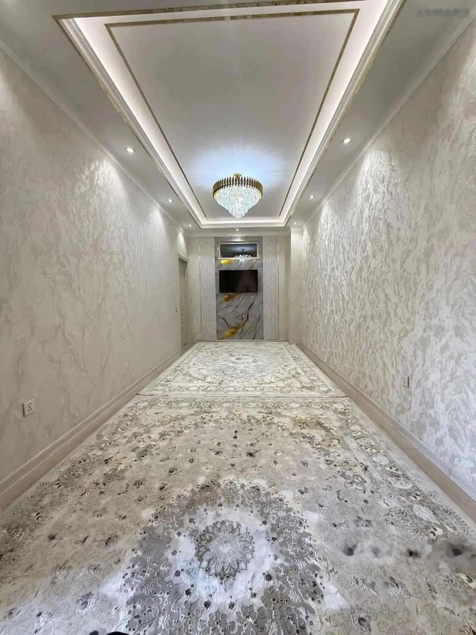 2-комн. квартира, 5 этаж, 60м², 82мкр — миниатюра 2
