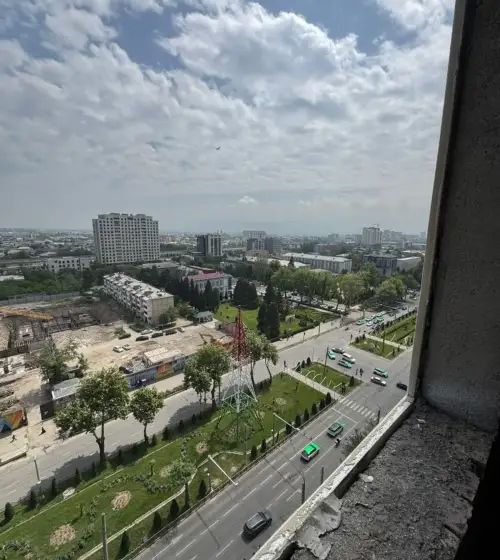 3-комн. квартира, 13 этаж, 88 м², Фирдавси — миниатюра 1