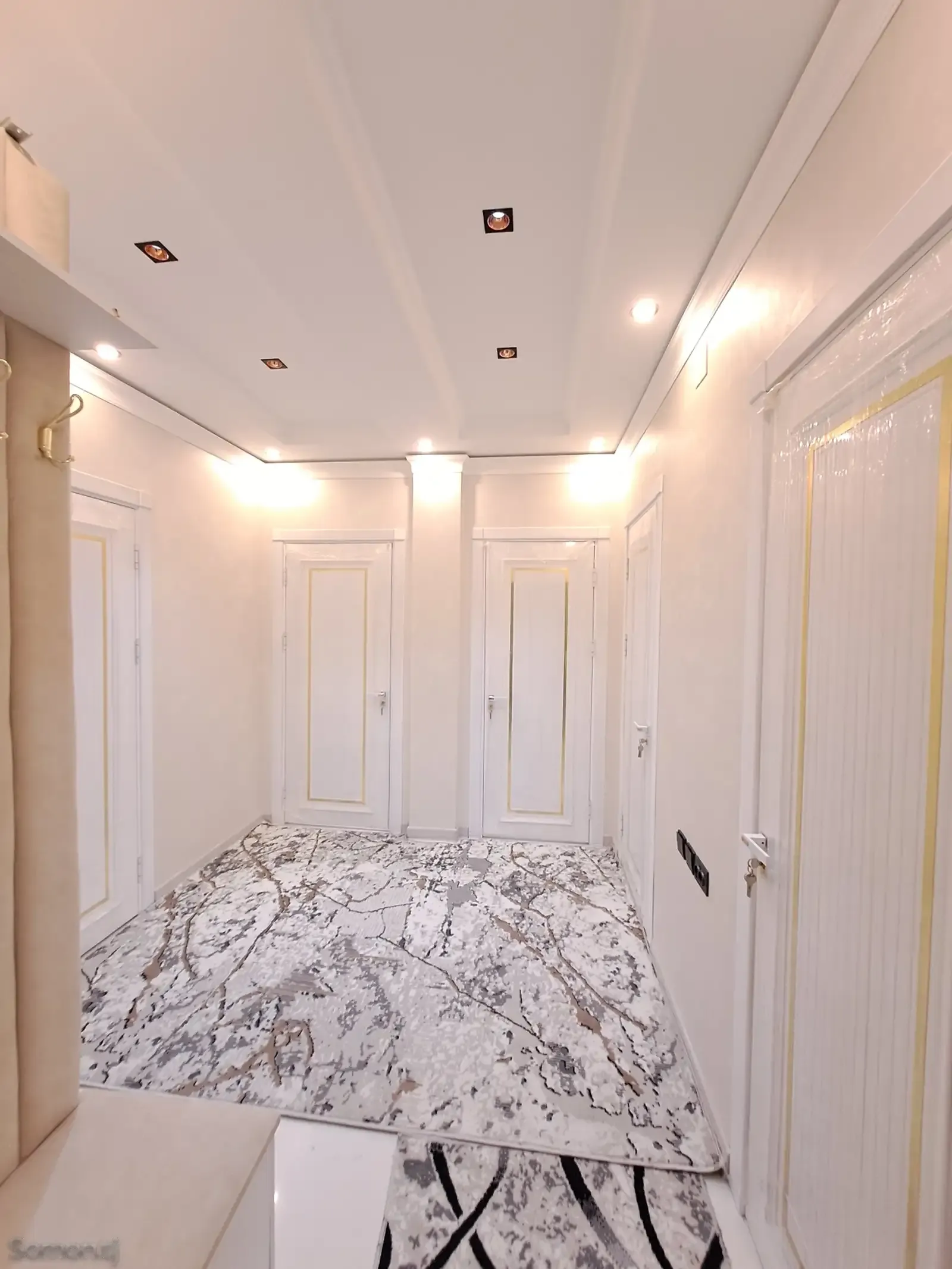 2-комн. квартира, 11 этаж, 65 м², 12мкр — миниатюра 7