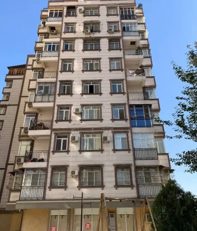 3-комн. квартира, 10 этаж, 140 м², 82 мкр — миниатюра 1