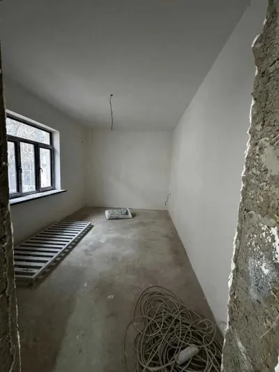 Помещение под свободное назначение, 258м², шохмансур
