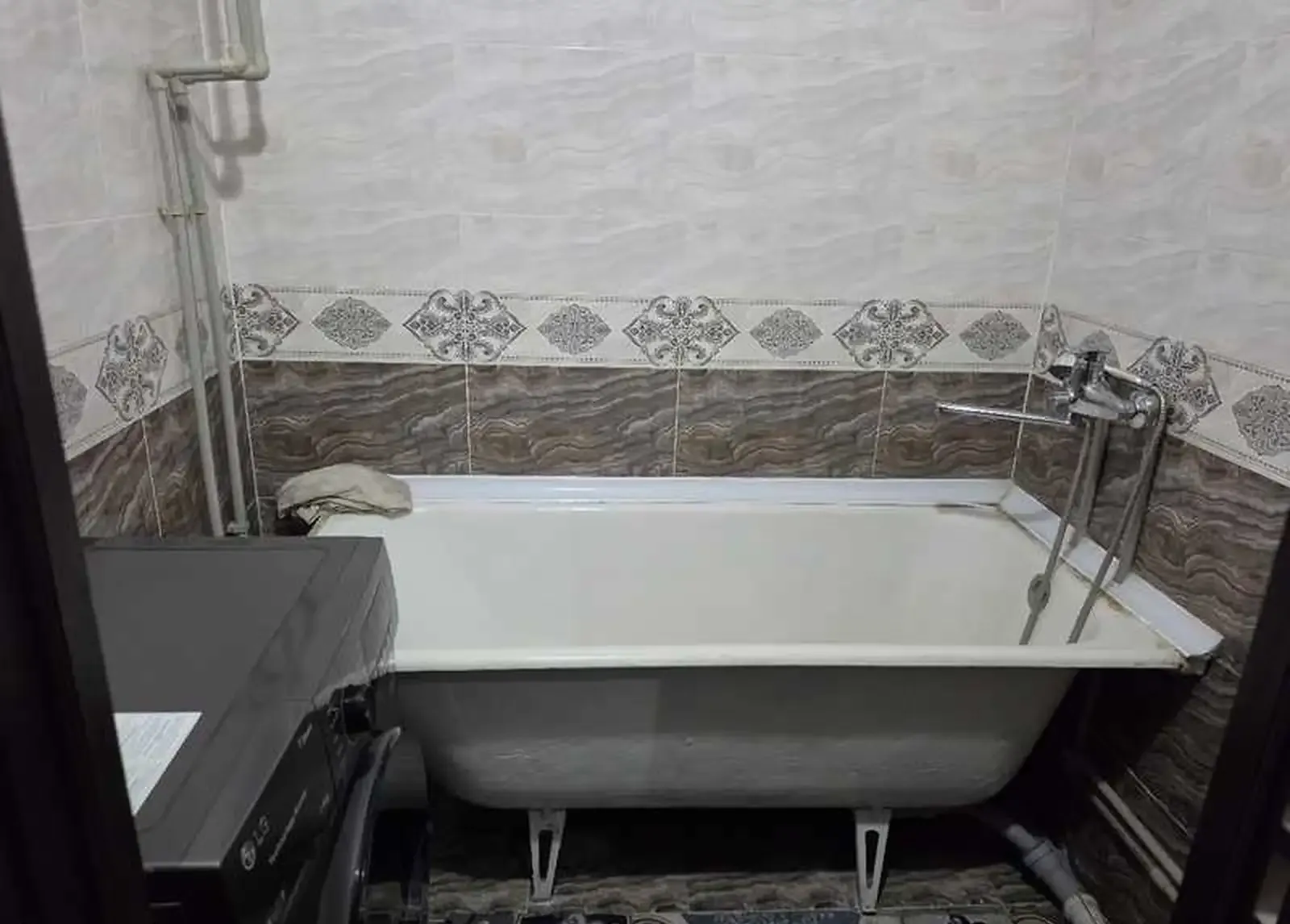 3-комн. квартира, 6 этаж, 55м², Фирдавси — миниатюра 6