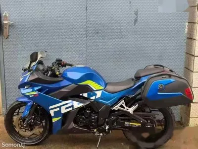Мотоцикл GSX250 на заказ — миниатюра 3
