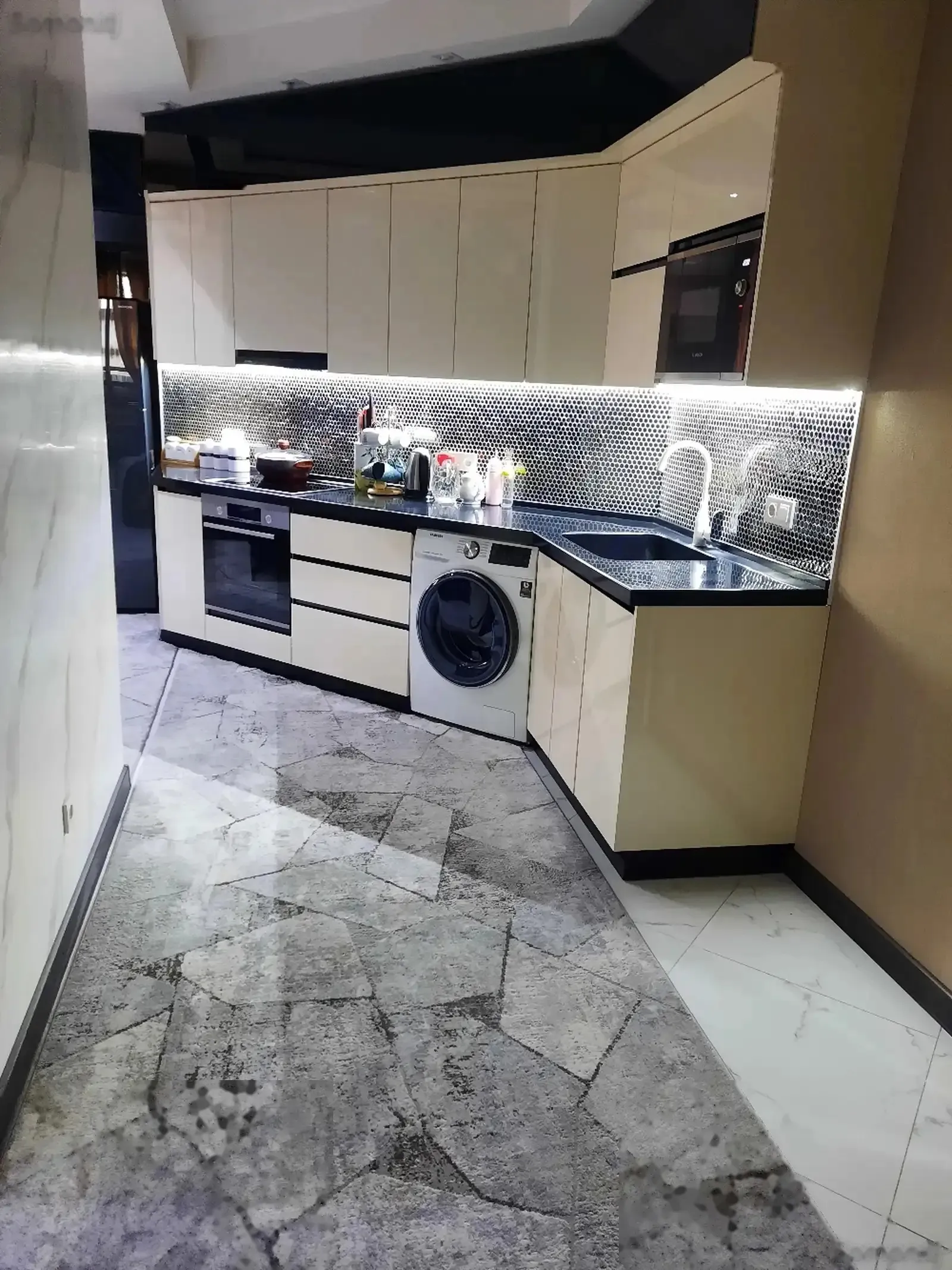 2-комн. квартира, 13 этаж, 60м², Поворот Аэропорта — миниатюра 7
